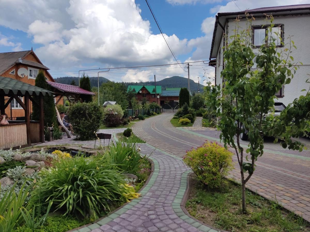 Апартаменти "У Кузьмича" 1 Mîkulîciîn Exterior foto