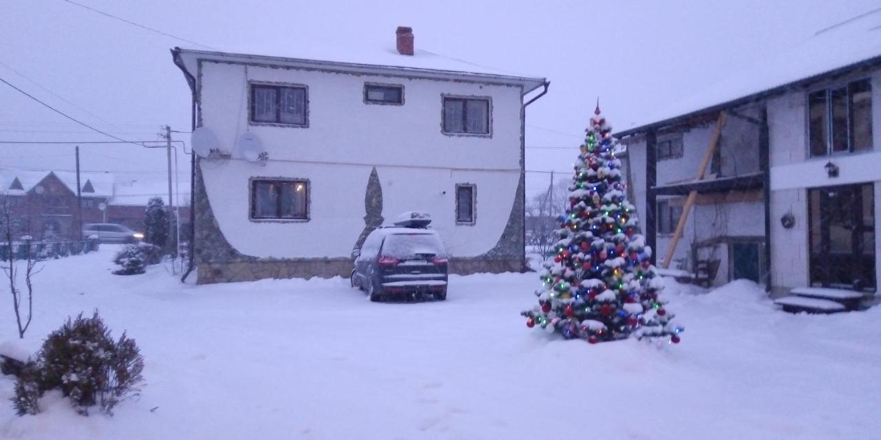 Апартаменти "У Кузьмича" 1 Mîkulîciîn Exterior foto